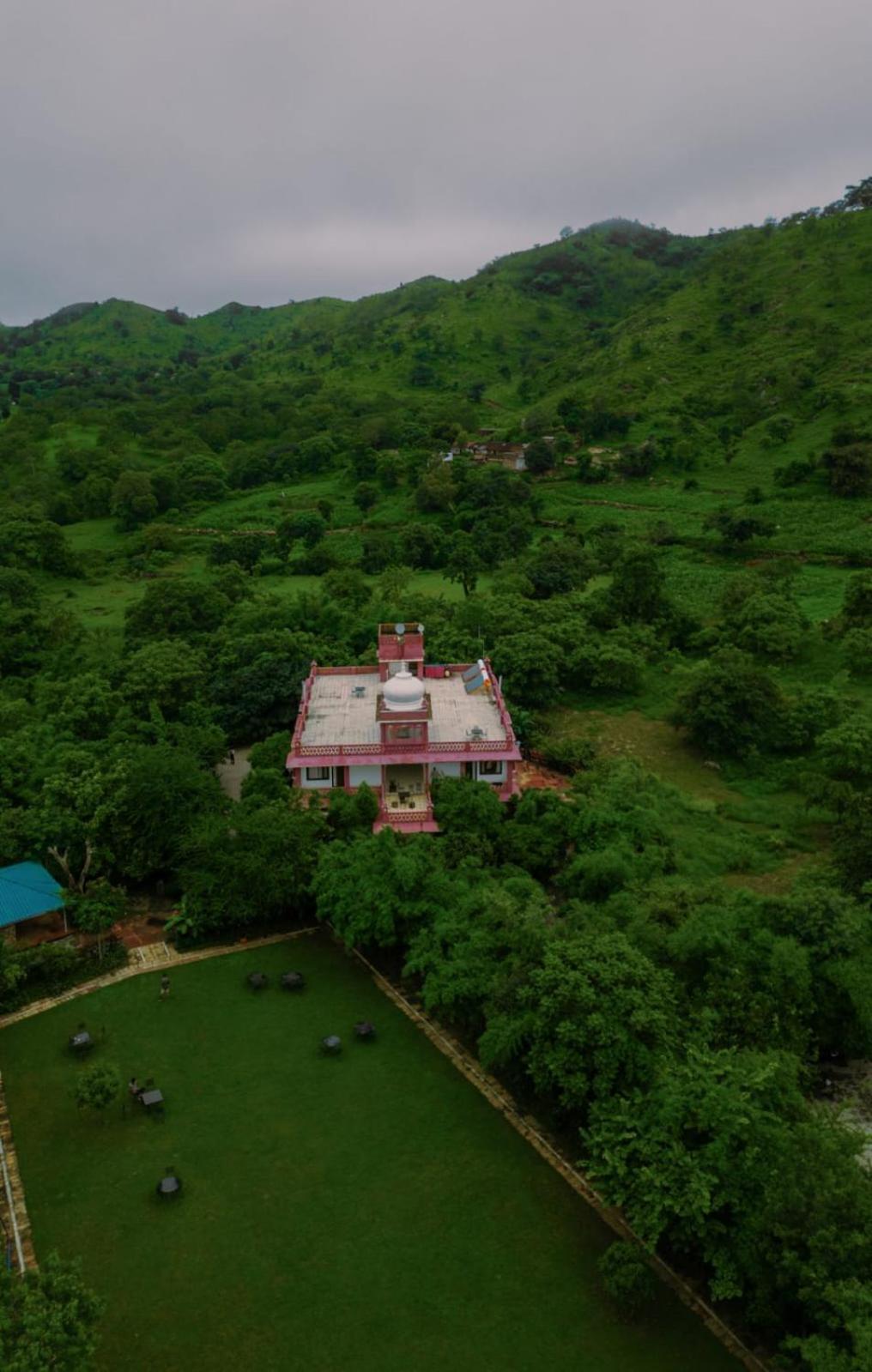 The Sky Imperial Kumbhalmer Resorts คัมบาลกาห์ ภายนอก รูปภาพ